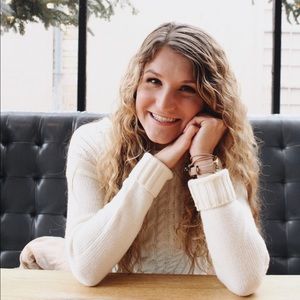 Meet your Posher, Natalie